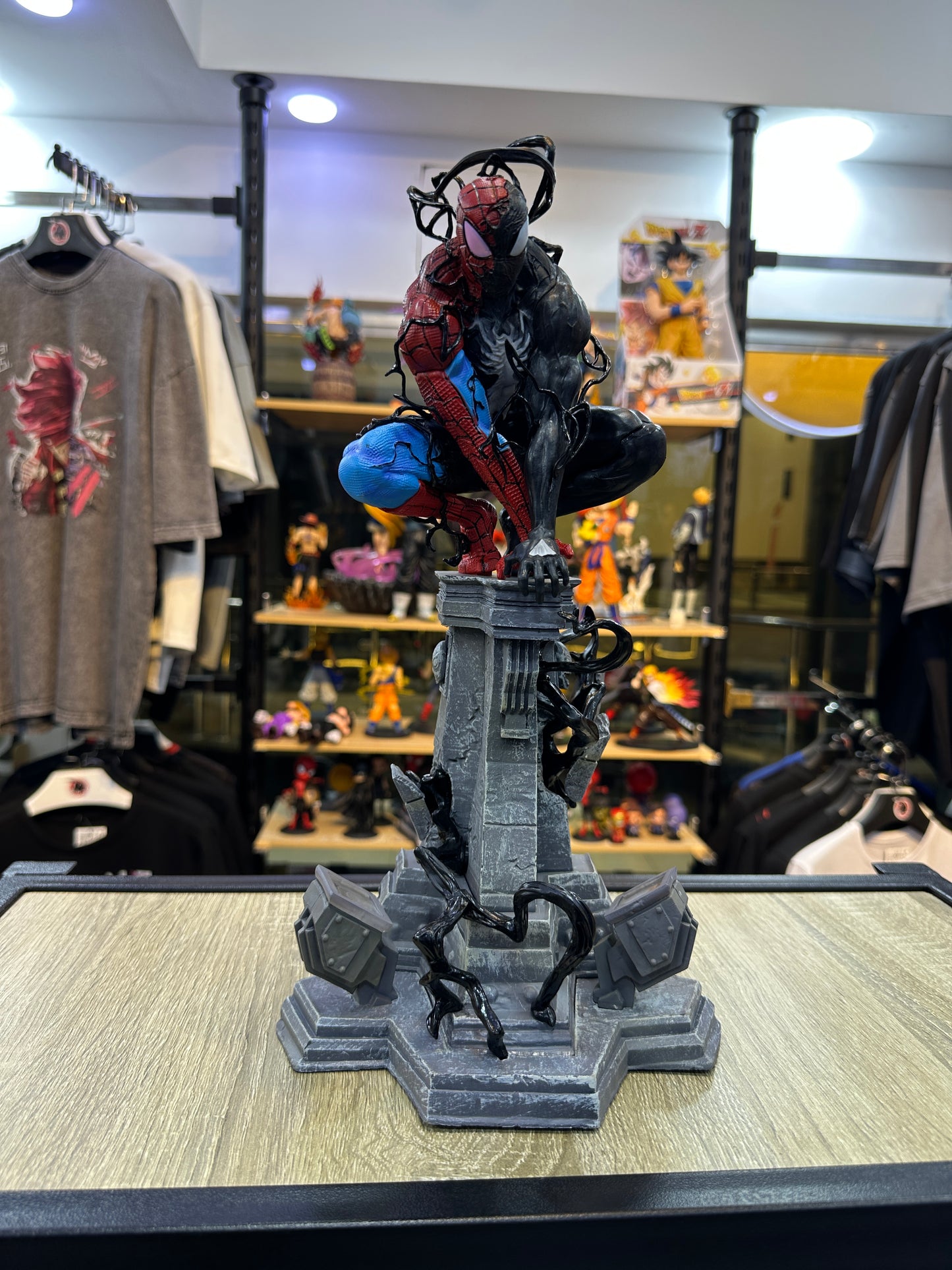 38cm Marvel Anime Figure Peripherals Symbiotic Spider Man Venom Plug In Luminous Desktop Decoration Collect Model Trendy Toys Gifts
