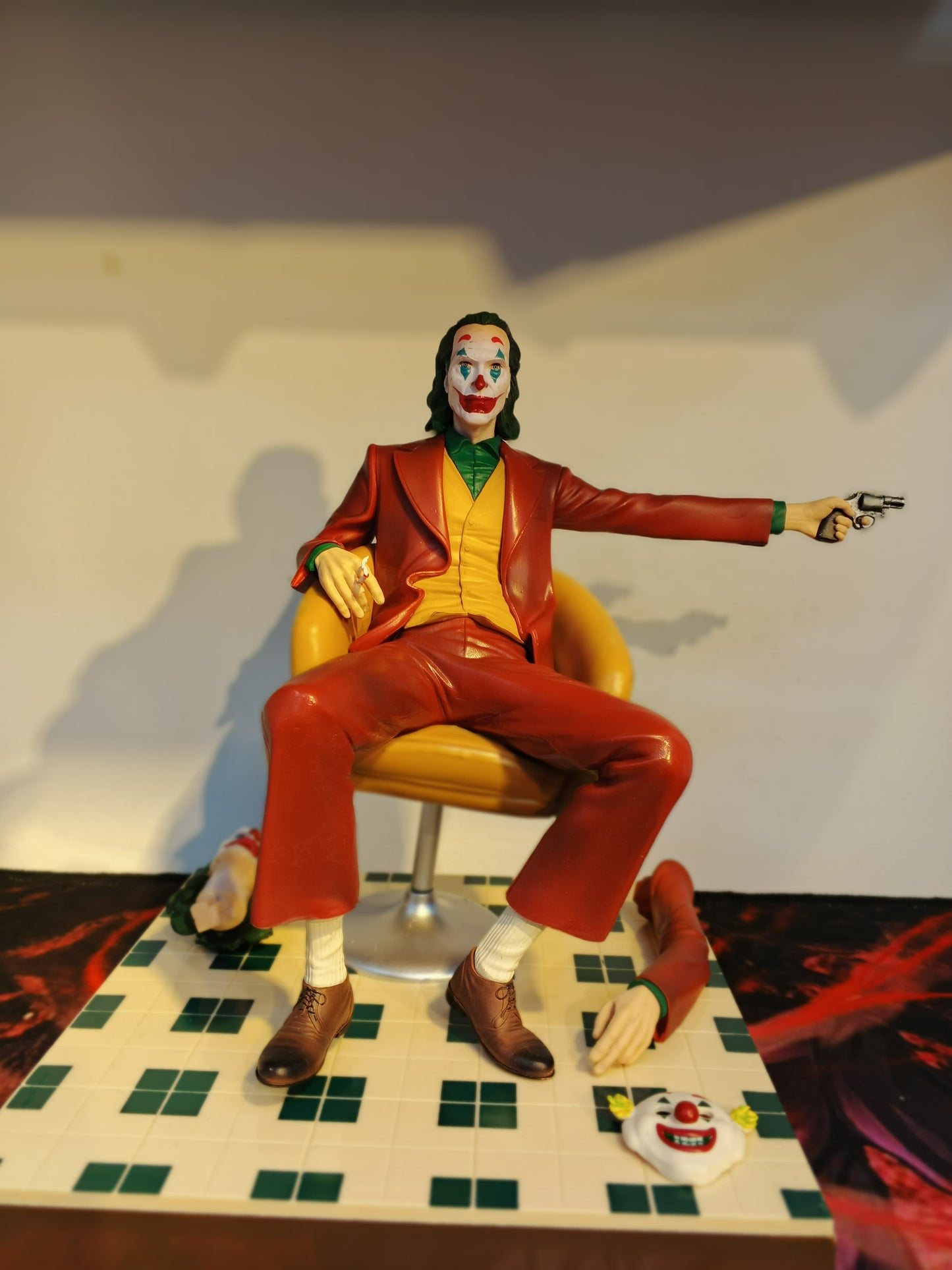 DC Joaquin Phoenix The clown Second Dimensional Figure VC Collection Model Toys Gifts The Joker The Dark Knight Heath Ledger