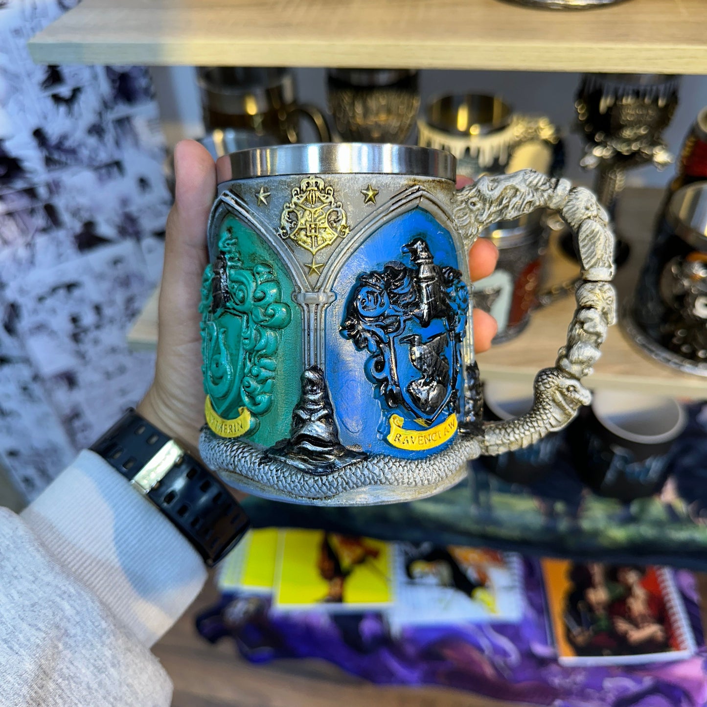 Harry Potter schools mug from One For All anime store
