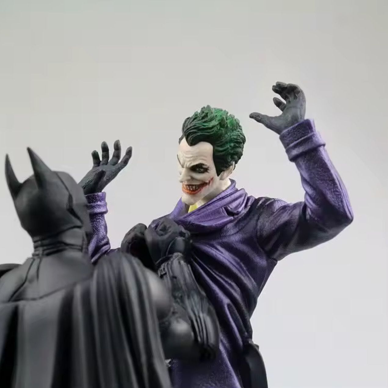 Arkham Comic Anime Figures Batman Vs Joker Figure Bruce Wayne Joker Figurine Collection Model Toys Statue Kids Birthday Gifts