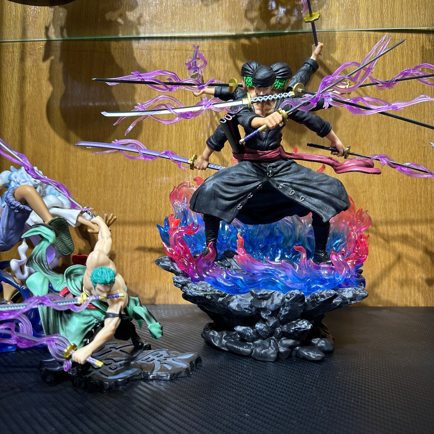 40cm One Piece Zoro Anime Figure Three Heads Six Arms Nine Blades Flow Shura Roronoa Zoro Action Figure PVC Collection Model Toy