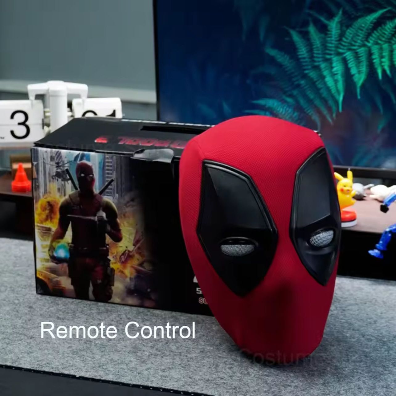 Deadpool X-Men Series Glowing Headgear Cosplay Suit Mask Little Naughty Wearable Headgear Anime Show Halloween Roleplaying Props