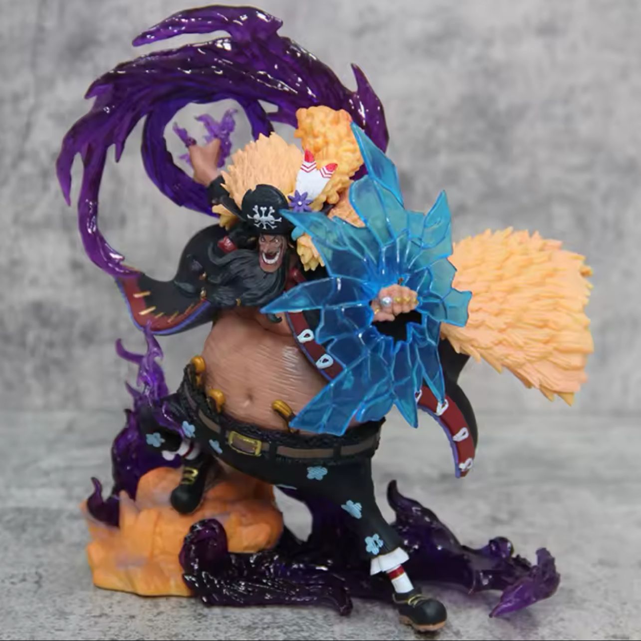 One-piece black beard movement statue, anime character, marshall de elame, polyvinyl chloride statue, doll from the model collection, toy gift, 25 cm