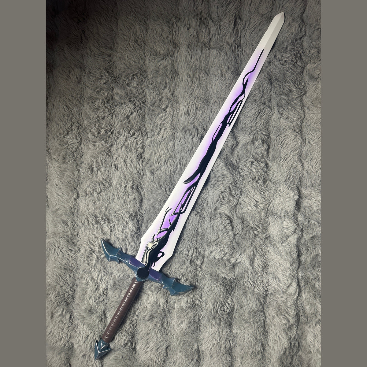 Solo Leveling Collectible: Igris Demon PU Sword