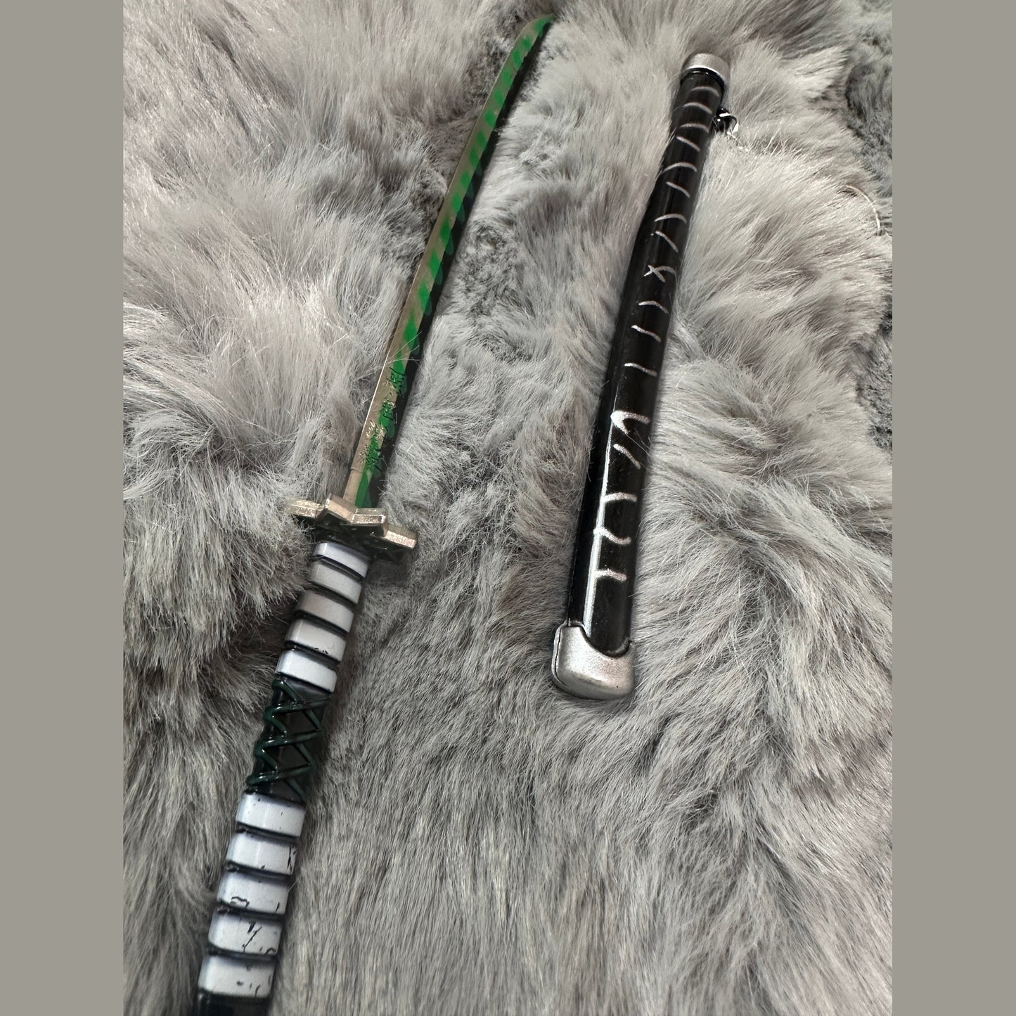 Demon slayer metal swords from one for all anime store 25 cm