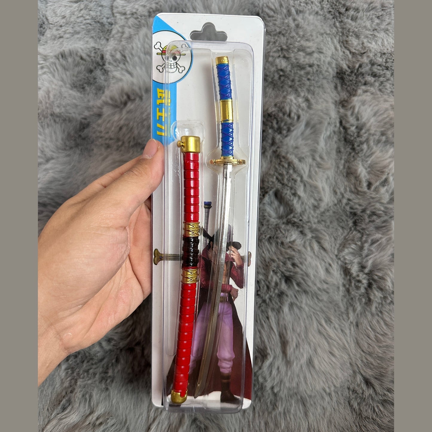 The Demonslayer and One Piece swords with pin control