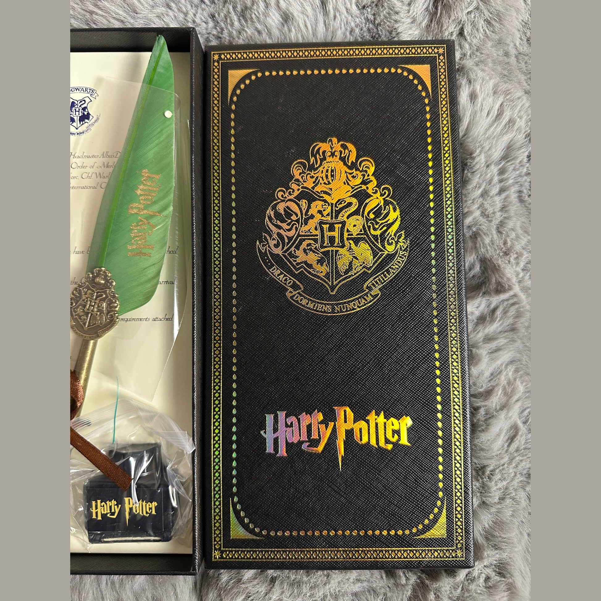 Harry Potter Quill feather random color