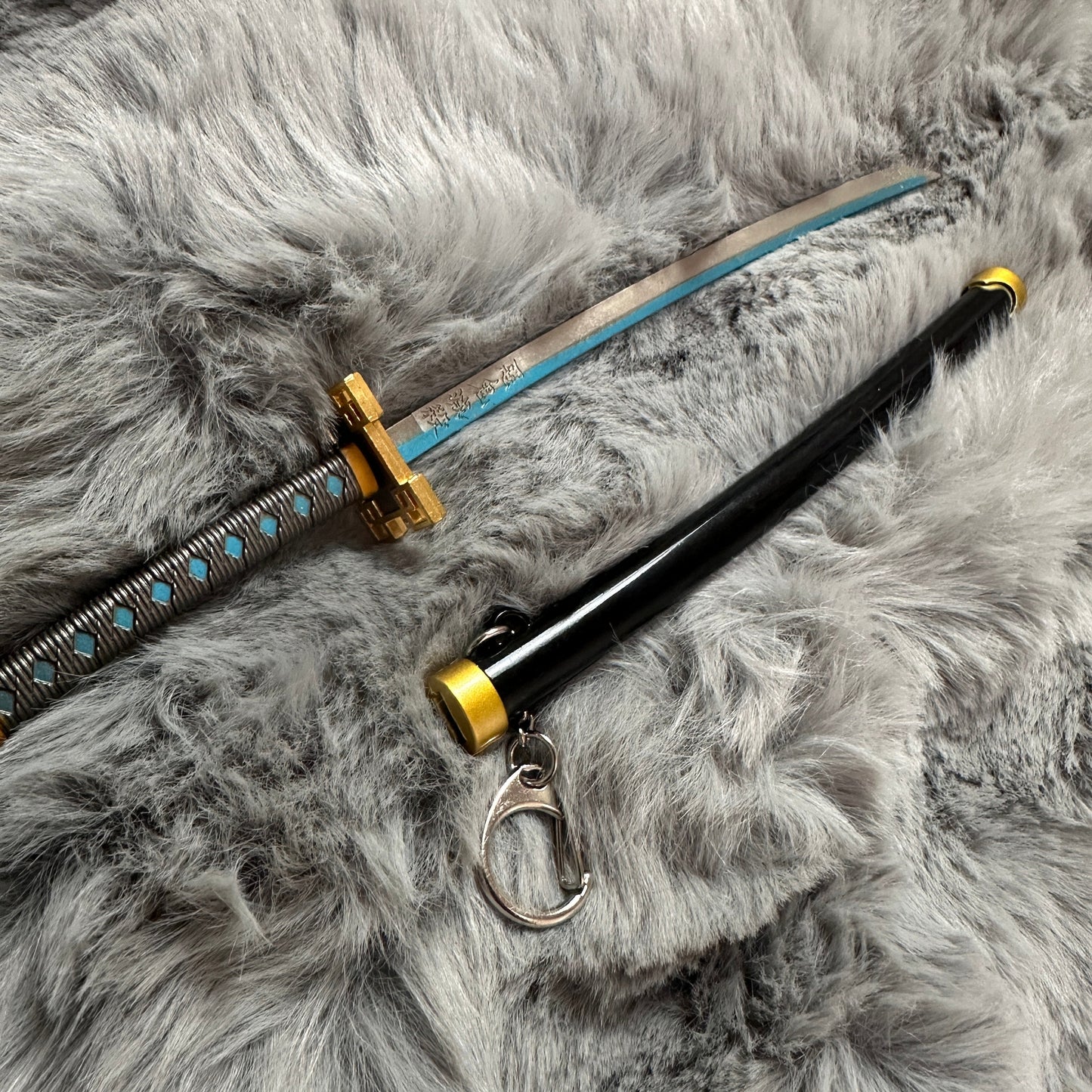 Demon slayer metal swords from one for all anime store 25 cm