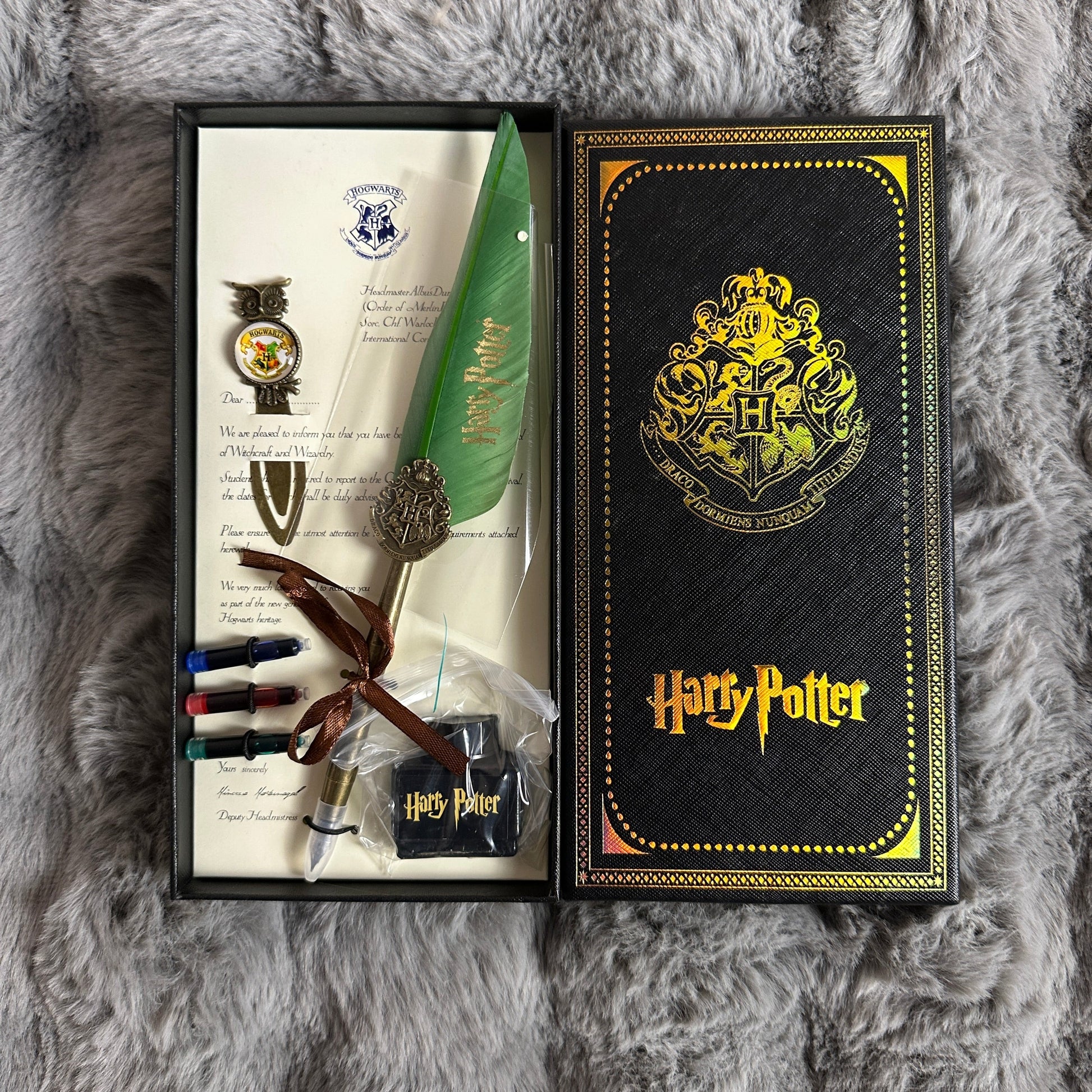Harry Potter Quill feather random color