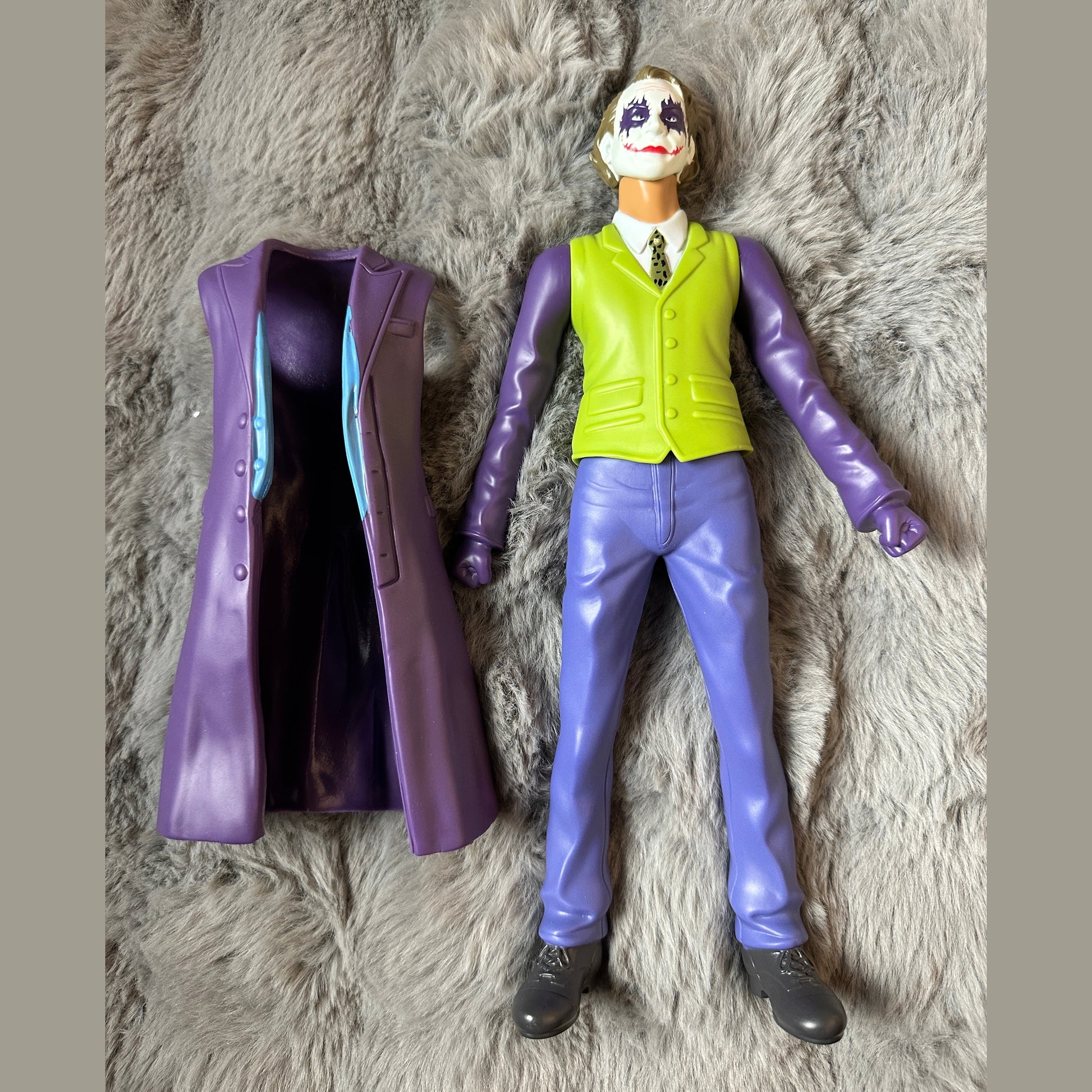 Dc&marvel 30cm high quality toys joker, spiderman, batman 🕷️