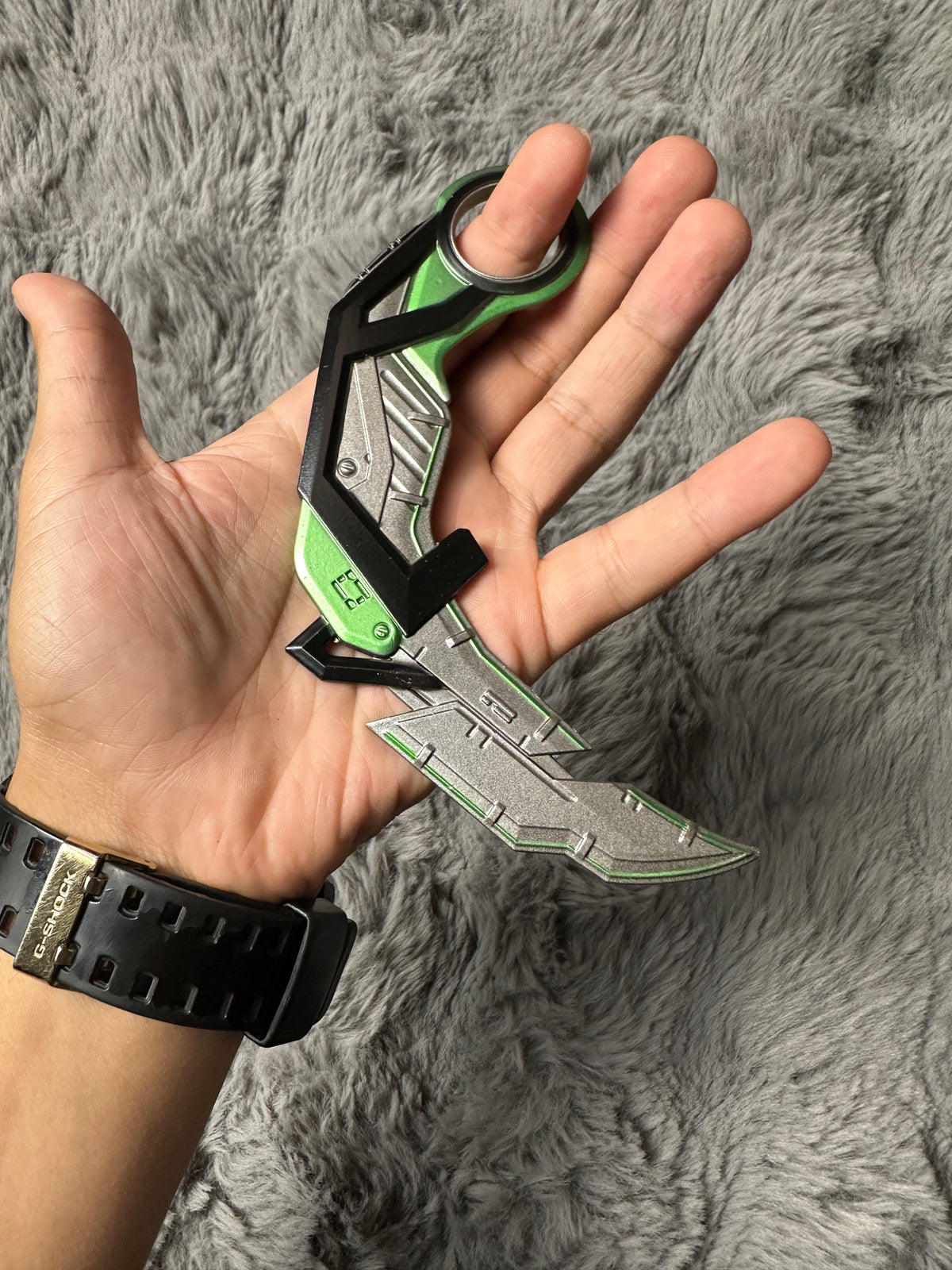 Mechanical Karambit Practice Spinner Toy