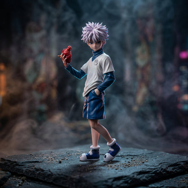 Highly Detailed Silver-Haired Young Fighter Figure - 99 Badge Edition