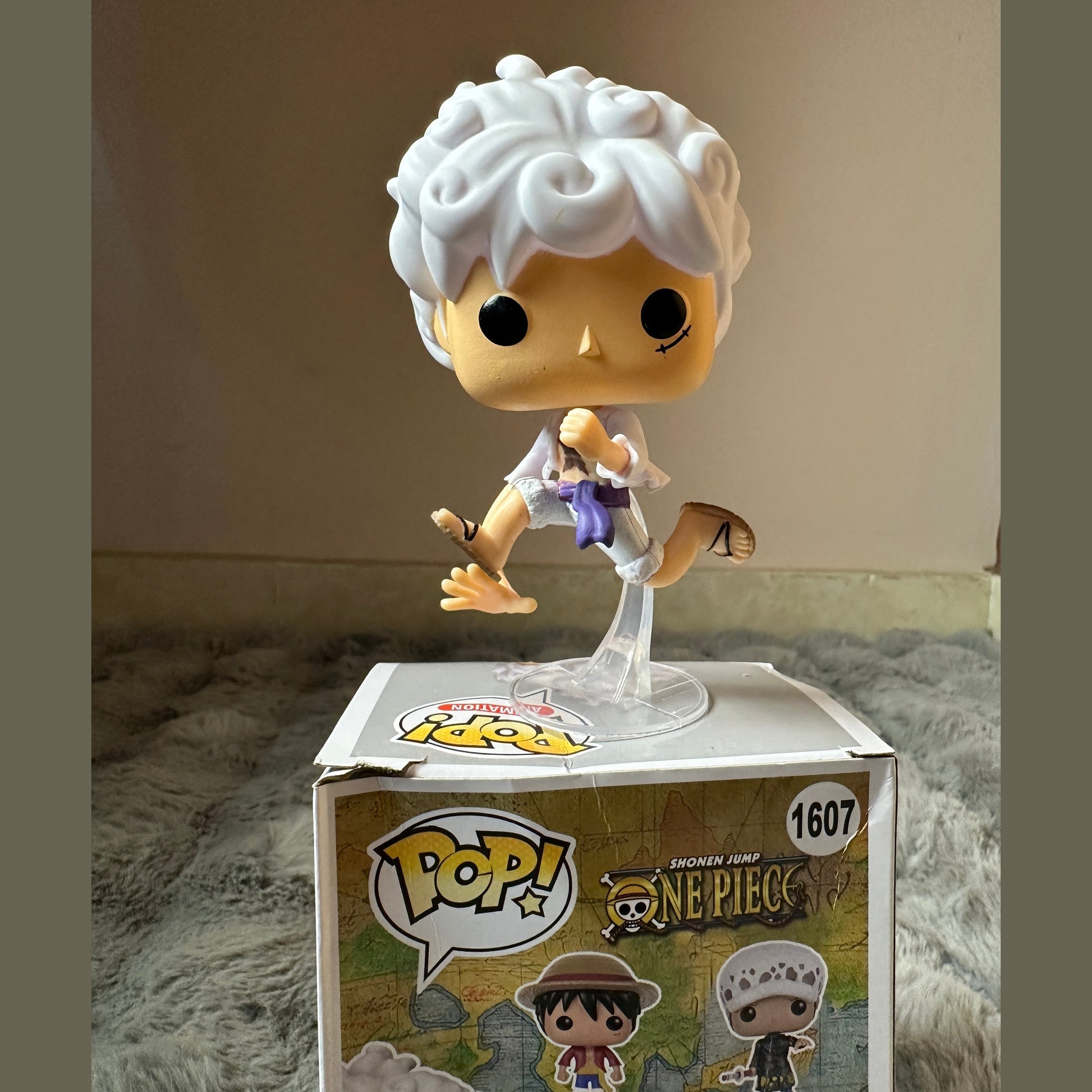 One piece luffy funko pop figure
