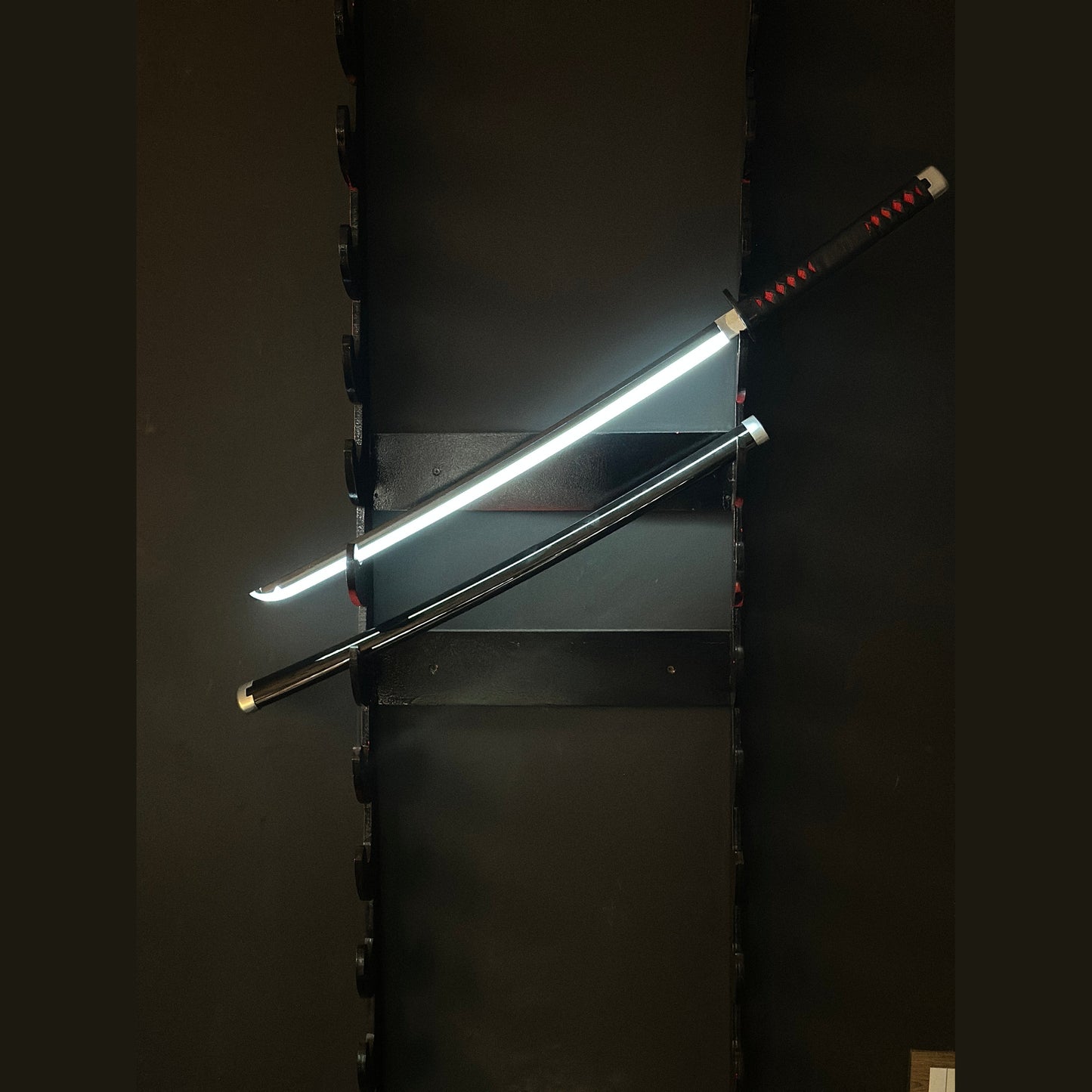 LED Light Demon Slayer Katana Luminous Sword Tomioka Giyuu Anime Cosplay Prop Knife Real Japanese Katana Samurai Lightsabre Toy