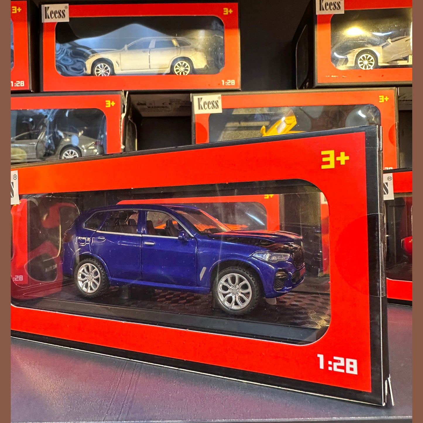 Cars toys model 1:28 size metal cars