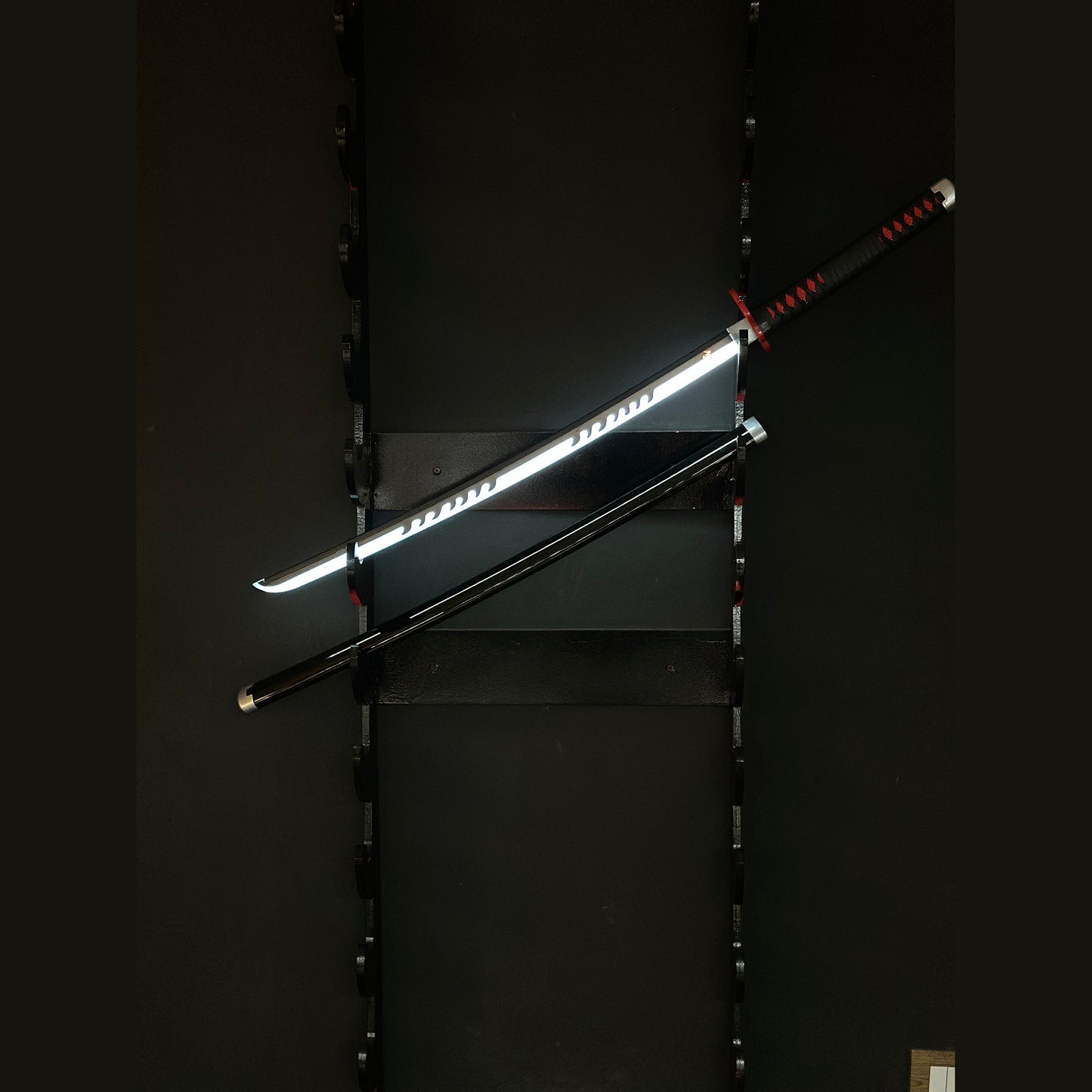 LED Light Demon Slayer Katana Luminous Sword Tomioka Giyuu Anime Cosplay Prop Knife Real Japanese Katana Samurai Lightsabre Toy