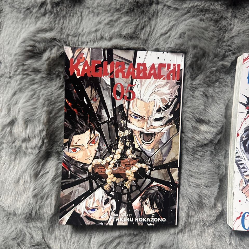 Kagurabachi manga books